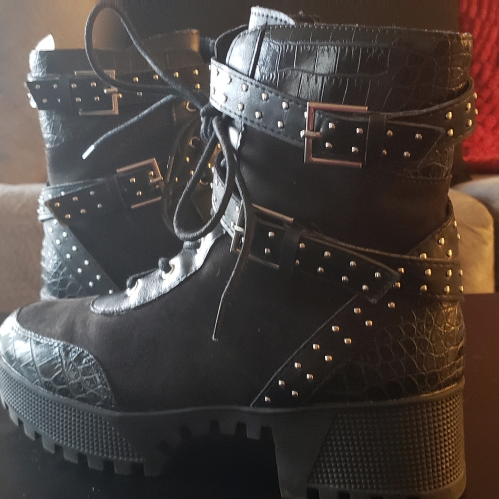 Boots - Picture 2 of 2